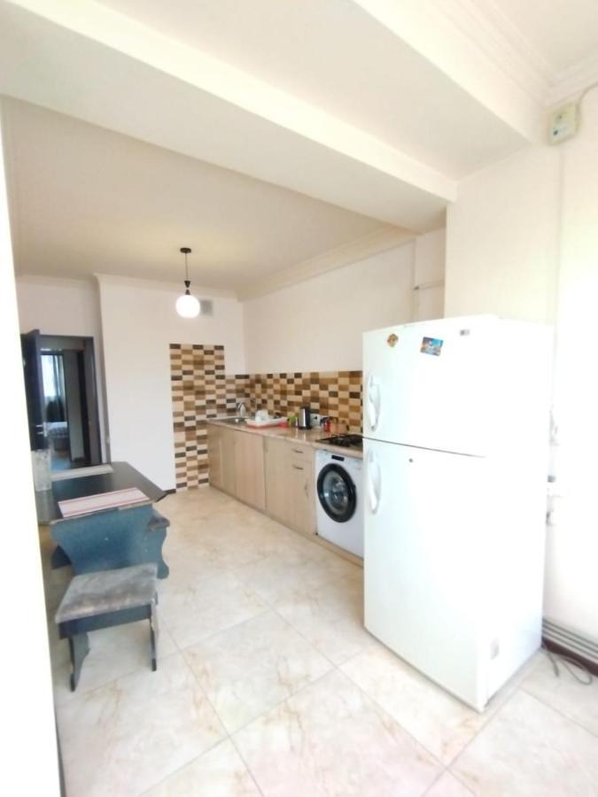 Large Apt Near Republic Square Apartment Yerevan Luaran gambar